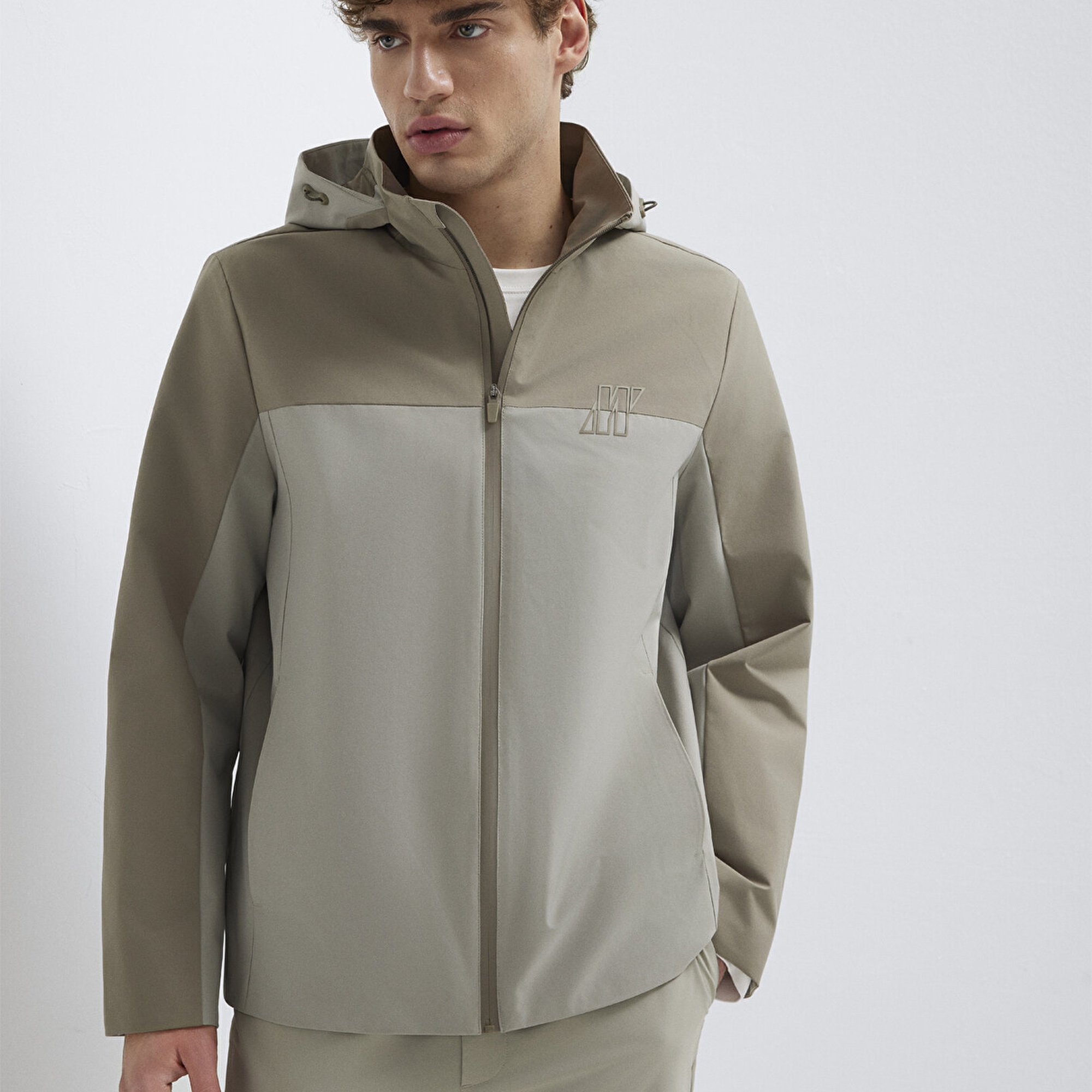 Mavi Su İtici Kapüşonlu Antrasit Ceket Loose Fit / Bol Rahat Kesim 0110792-70154