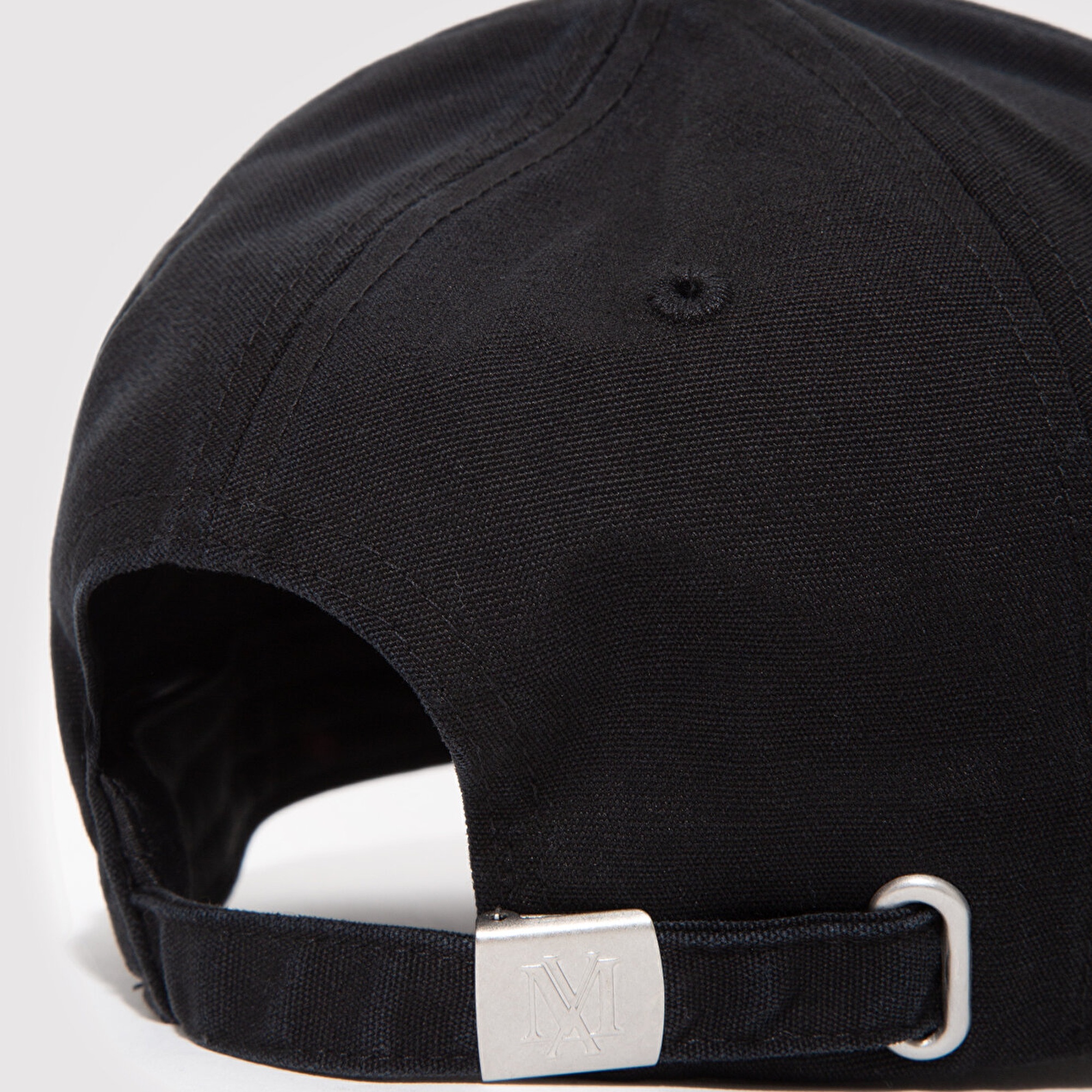 Mavi Nakışlı Siyah Şapka 0911807-900