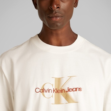  Calvin Klein Monologo Shift Erkek Beyaz T-Shirt