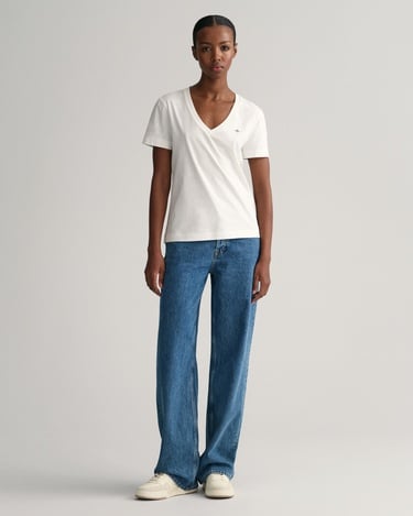  GANT Kadın Beyaz V Yaka Regular Fit T-Shirt