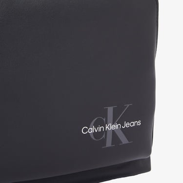  Calvin Klein Mono Logo Erkek Siyah Sırt Çantası