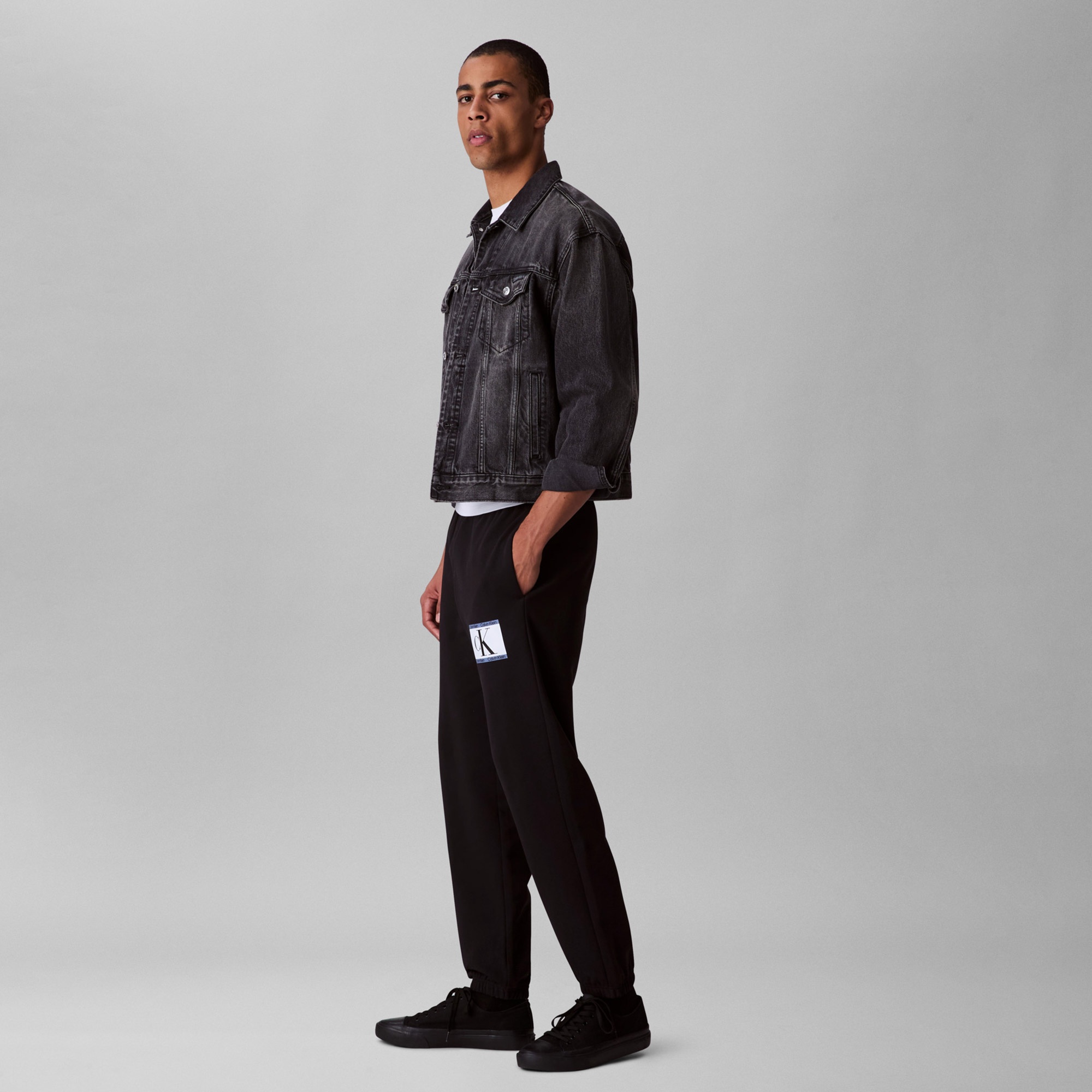 Calvin Klein Terry Graphic Jogger Erkek Siyah Eşofman Altı