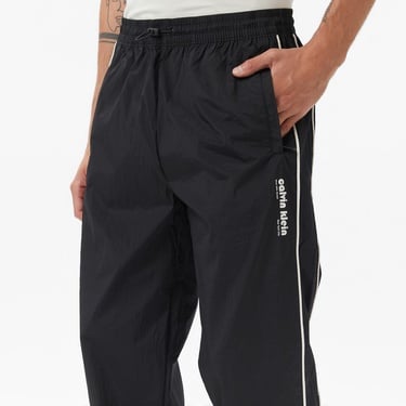  Calvin Klein Relaxed Crinkle Nylon Track Erkek Siyah Eşofman Altı
