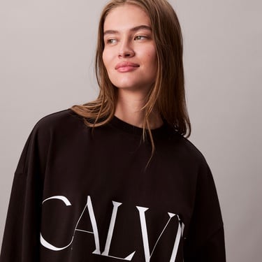  Calvin Klein Cropped Graphic Kadın Siyah Crop T-Shirt