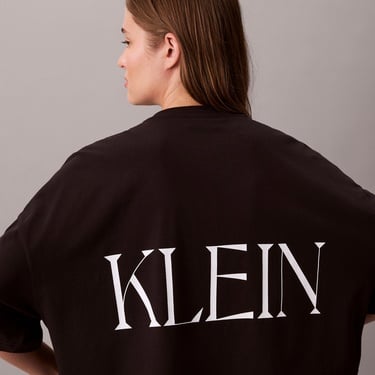  Calvin Klein Cropped Graphic Kadın Siyah Crop T-Shirt