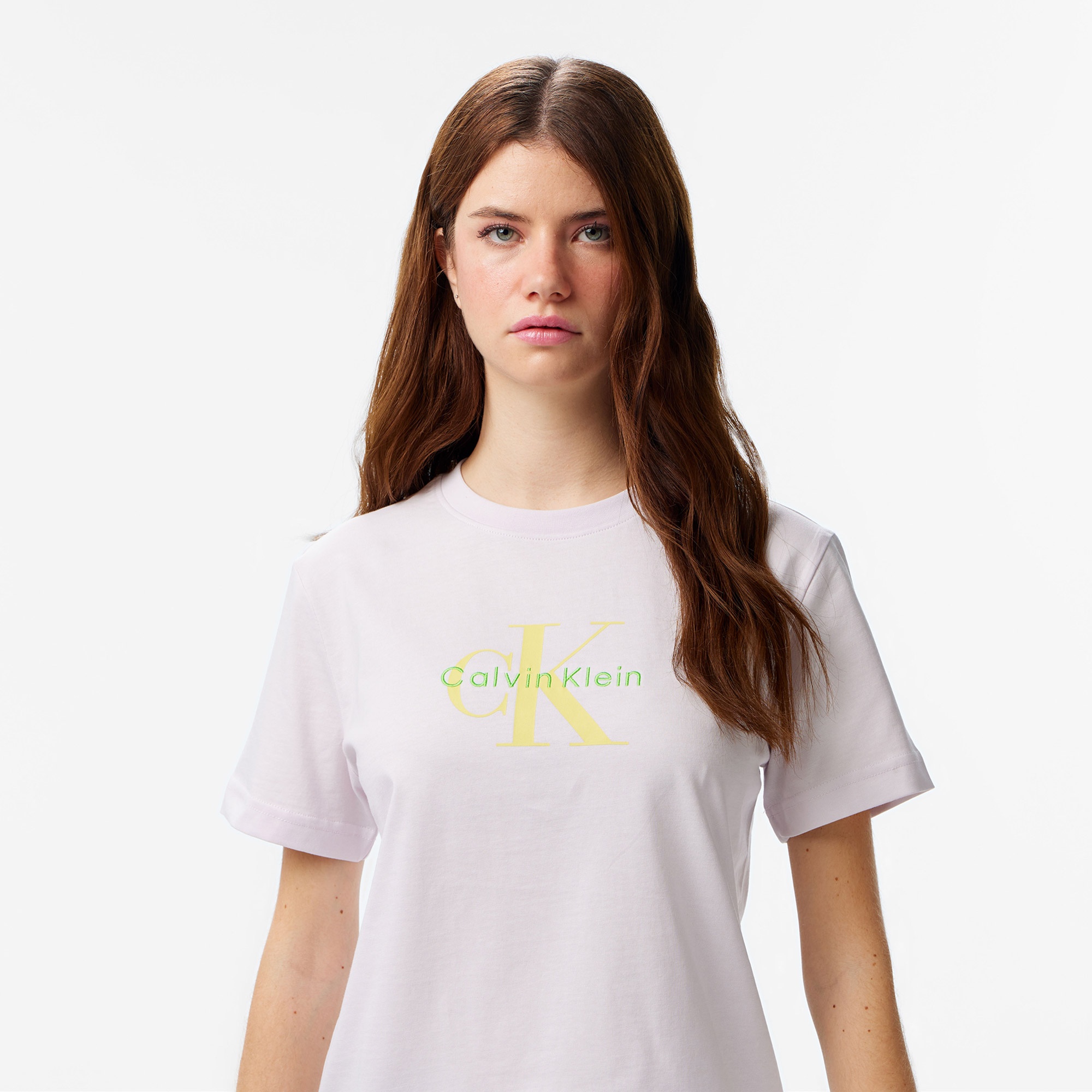 Calvin Klein Hero Classic Monologo Kadın Gri T-Shirt