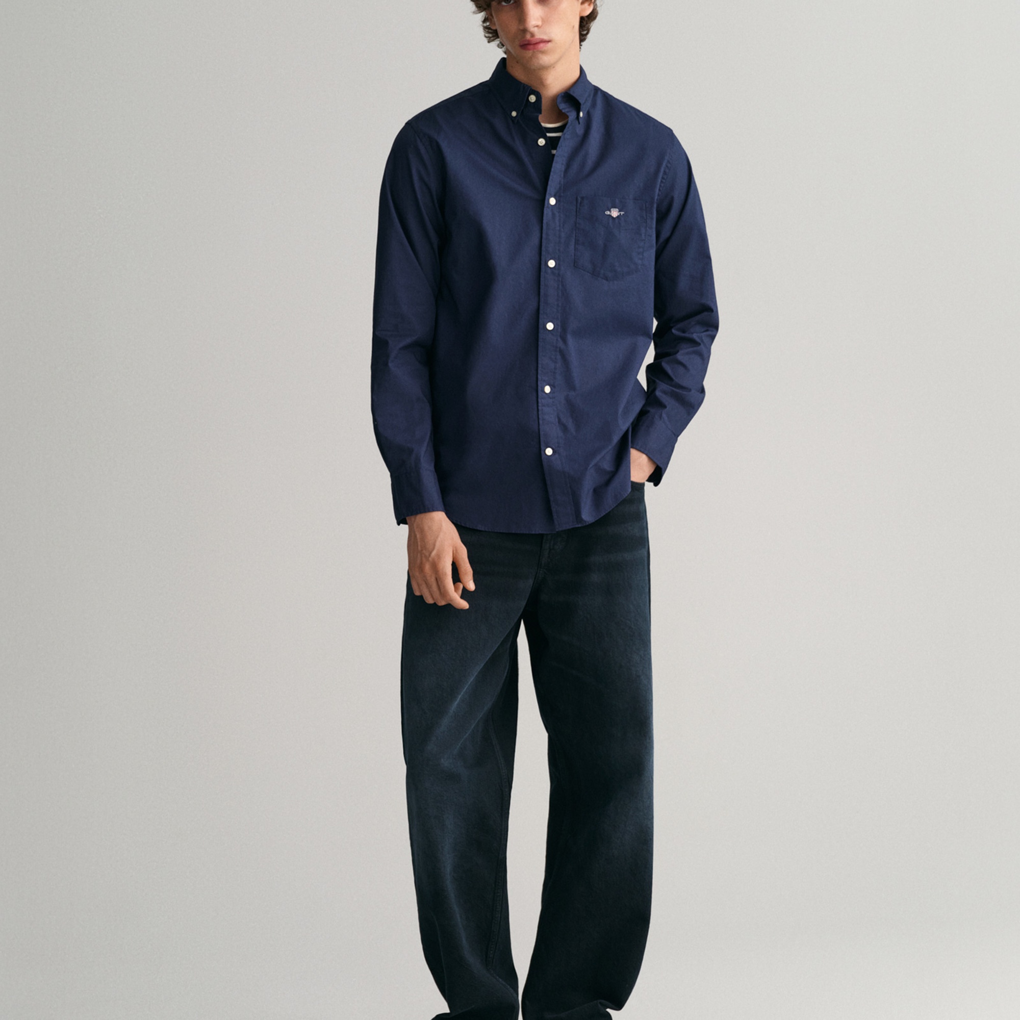 GANT Erkek Lacivert Regular Fit Logolu Gömlek