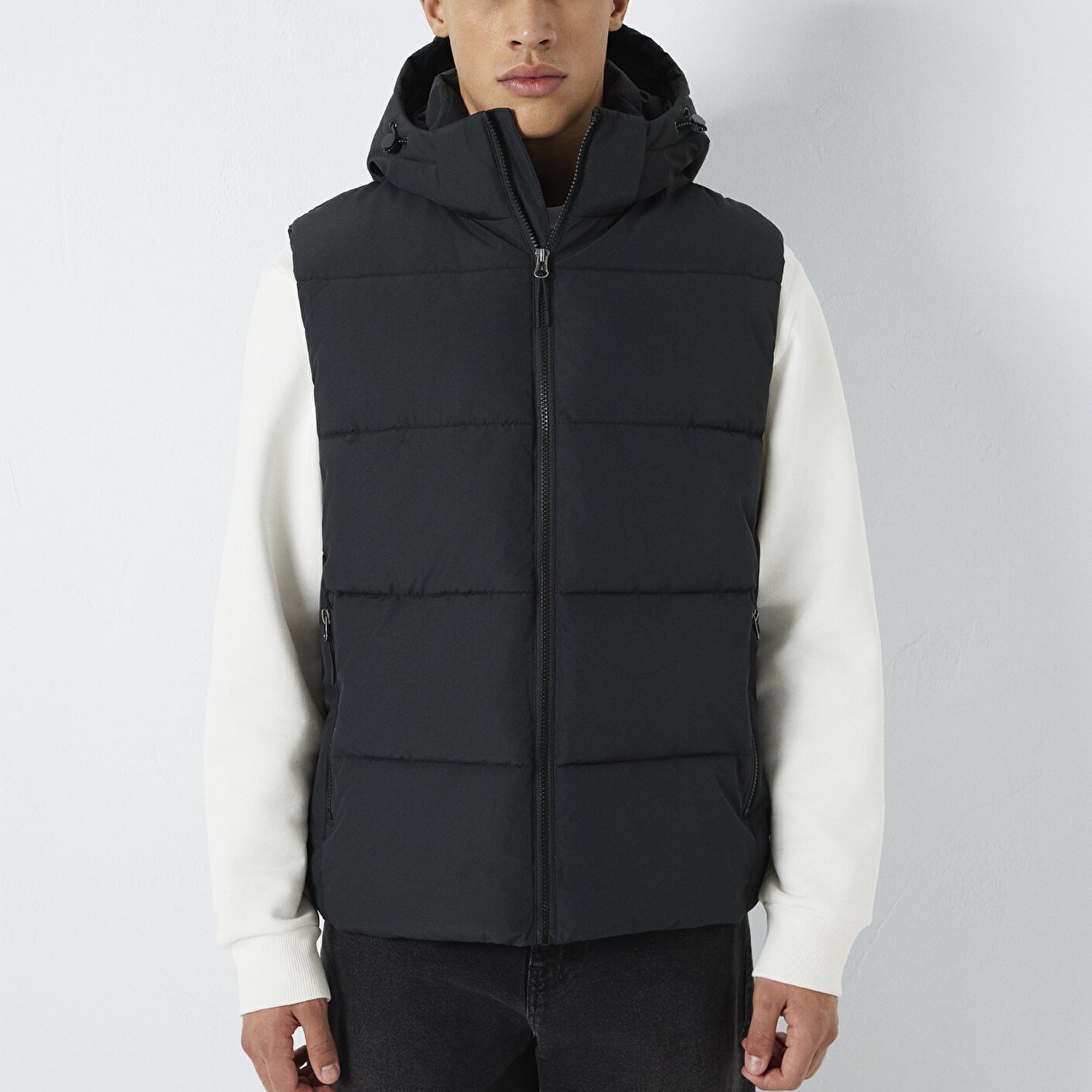 Mavi Kapüşonlu Siyah Yelek  0110744-71379