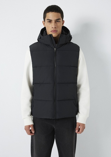  Mavi Kapüşonlu Siyah Yelek  0110744-71379