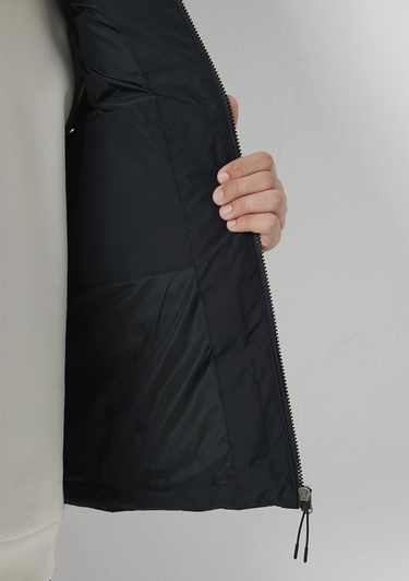  Mavi Kapüşonlu Siyah Yelek  0110744-71379