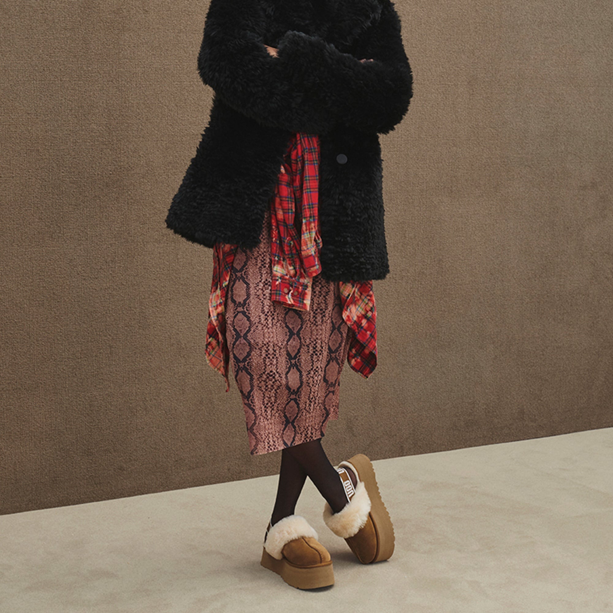 UGG Funkette Kadın Taba Terlik