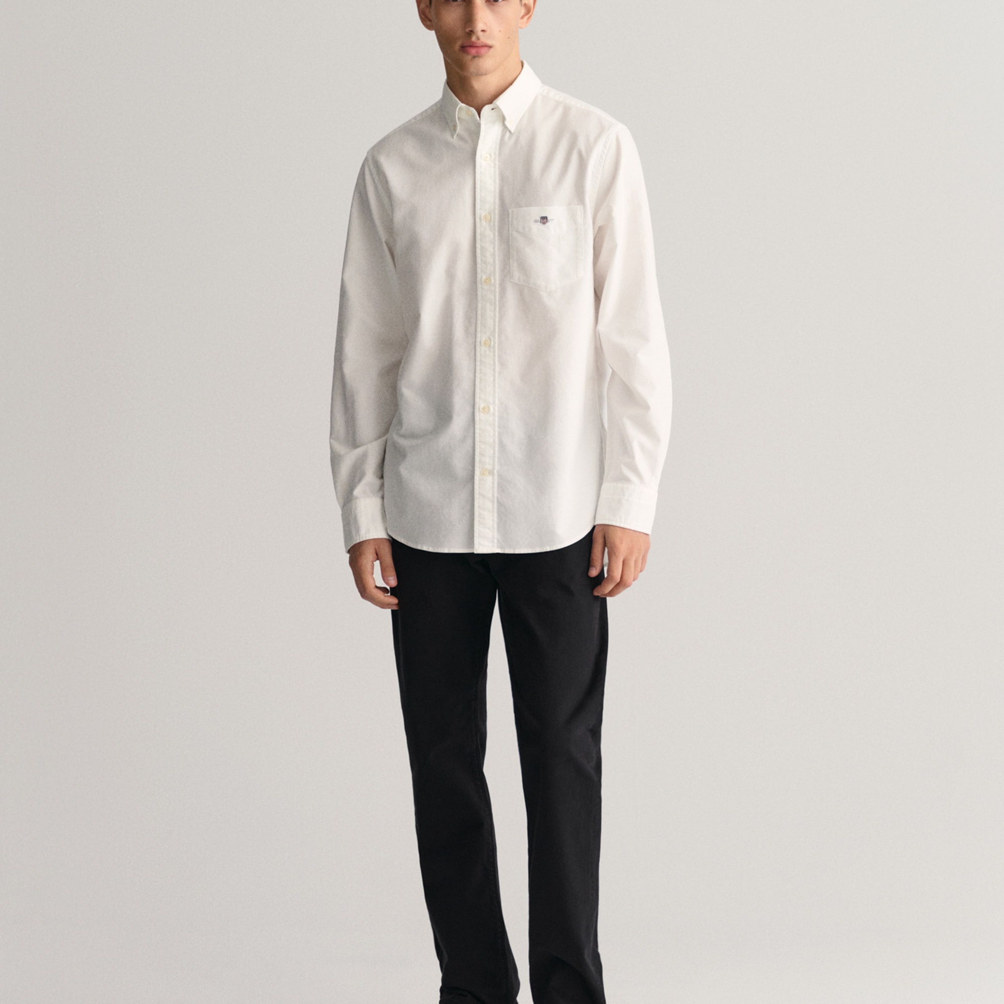 GANT Erkek Beyaz Regular Fit Logolu Gömlek