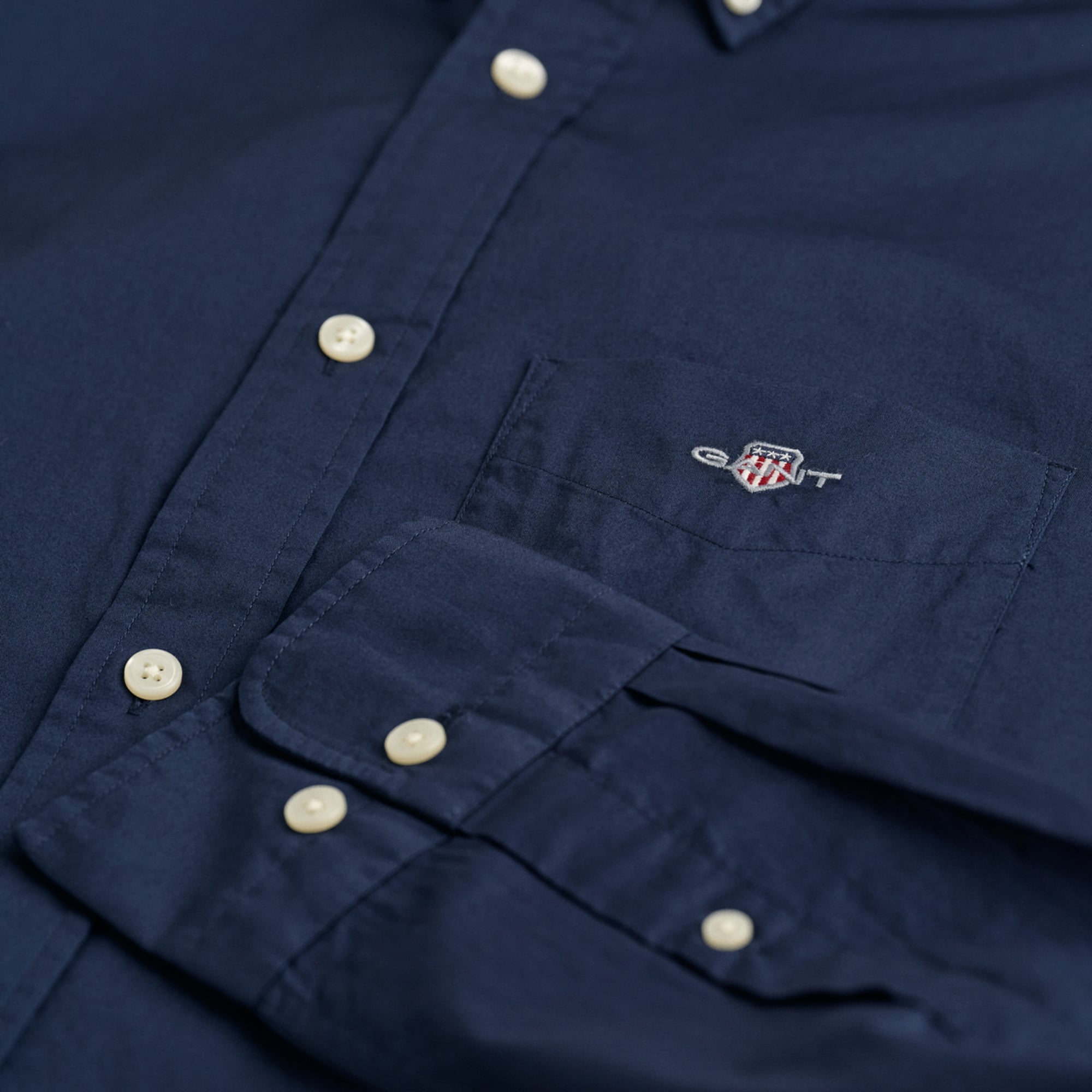 GANT Erkek Lacivert Regular Fit Logolu Gömlek