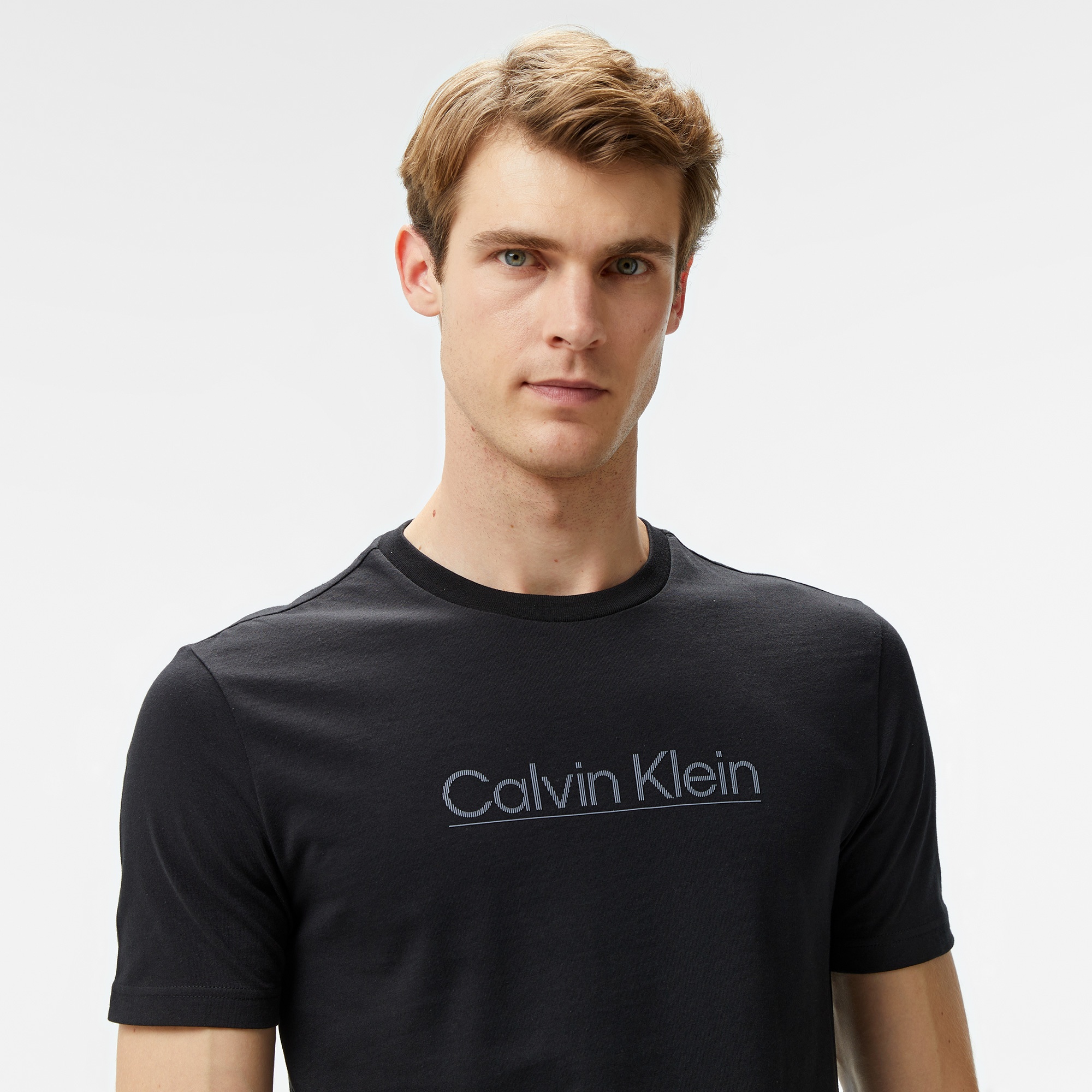 Calvin Klein Raised Line Logo Erkek Siyah T-Shirt