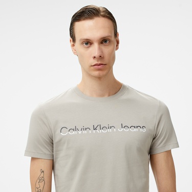  Calvin Klein Jeans Mixed institutional Logo Erkek Gri T-Shirt