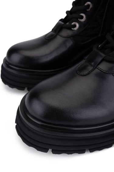  Tamer Tanca Kadın Hakiki Deri Siyah Deri Casual Bot