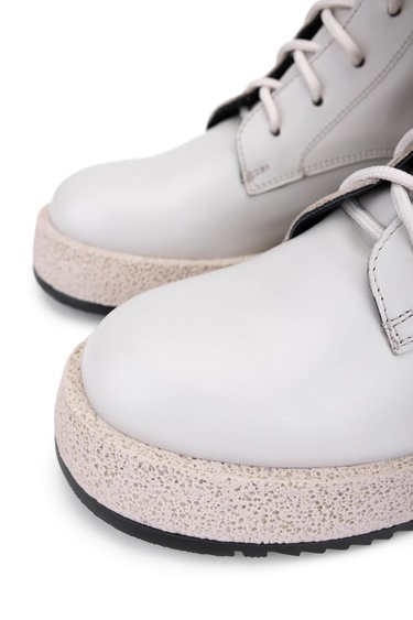  Tamer Tanca Kadın Hakiki Deri Kırık Beyaz Casual Bot