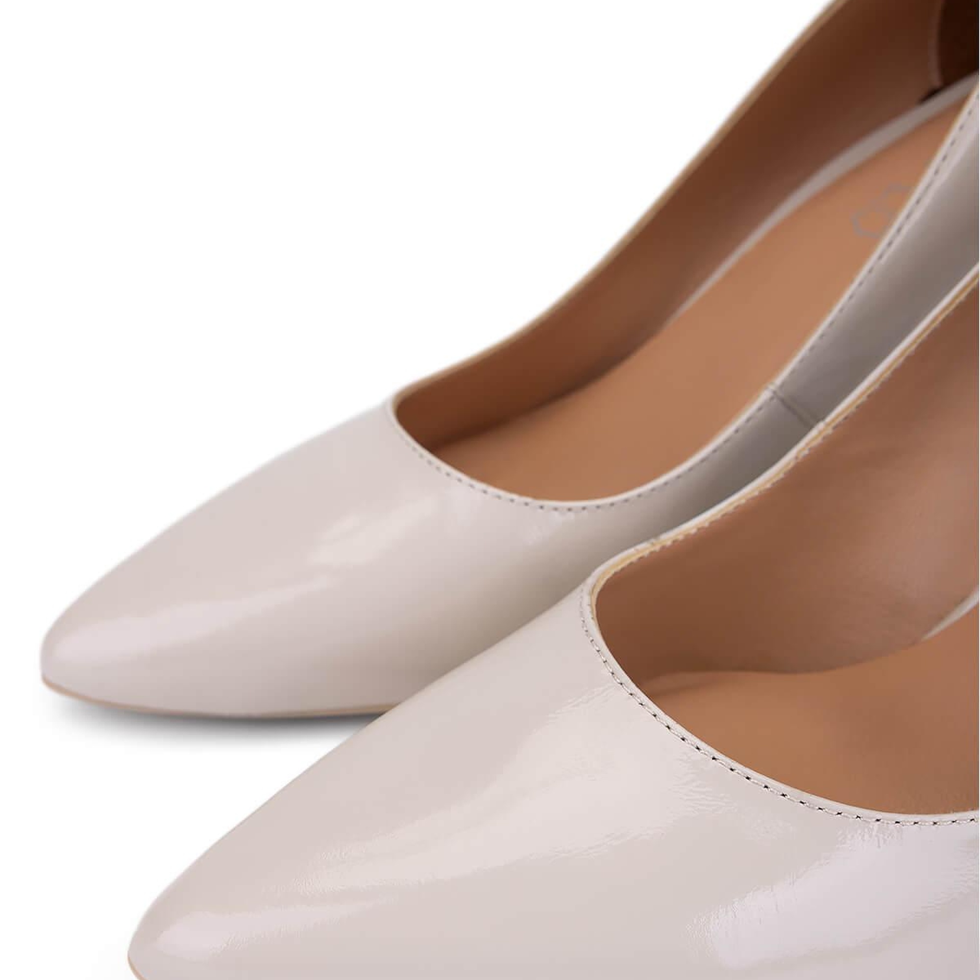 Tamer Tanca Kadın Hakiki Deri Bej Topuklu Ayakkabı