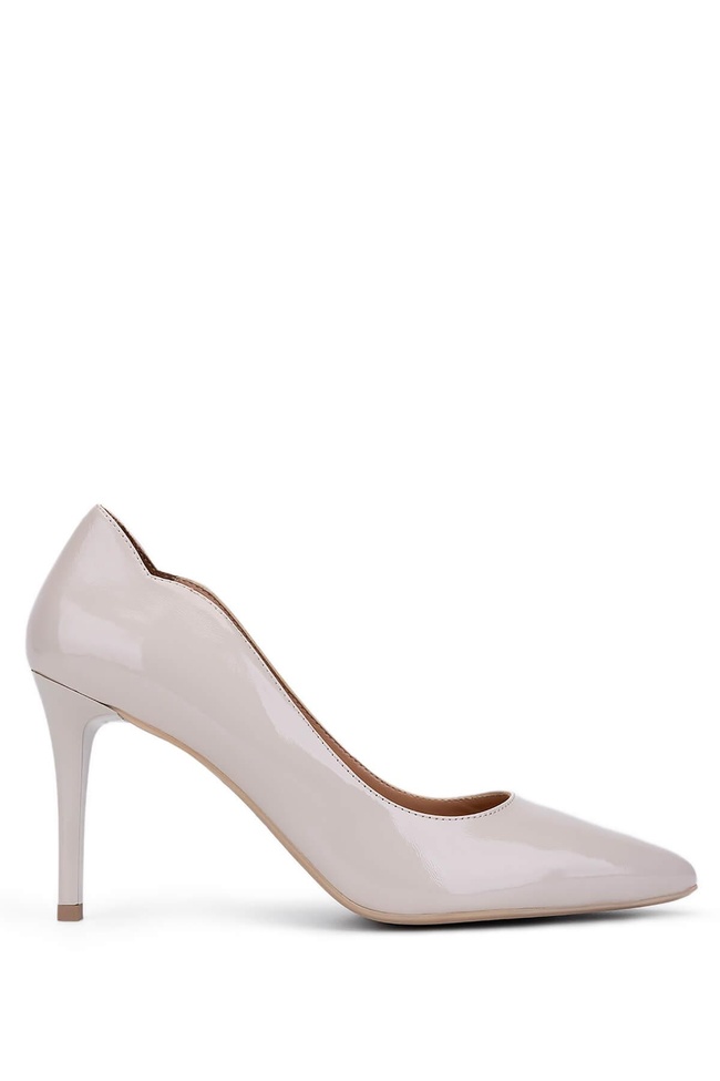  Tamer Tanca Kadın Hakiki Deri Bej Topuklu Ayakkabı