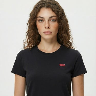  Levi's Perfect Mineral 4 Black X Graphic Kadın Siyah T-Shirt