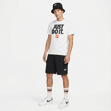  Nike Sporstwear Verbiage Erkek Beyaz T-Shirt