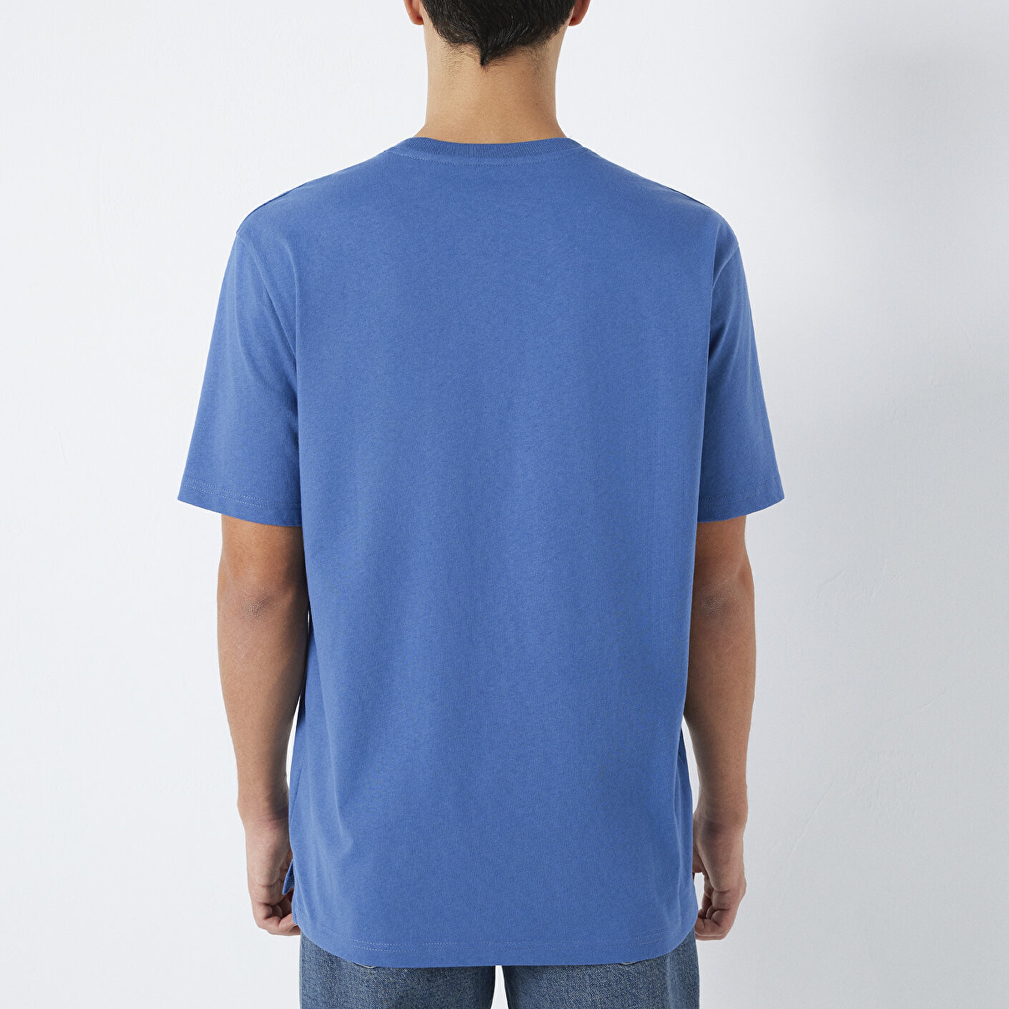 Mavi Cep Detaylı Mavi Basic Tişört Loose Fit / Bol Rahat Kesim 066248-70719