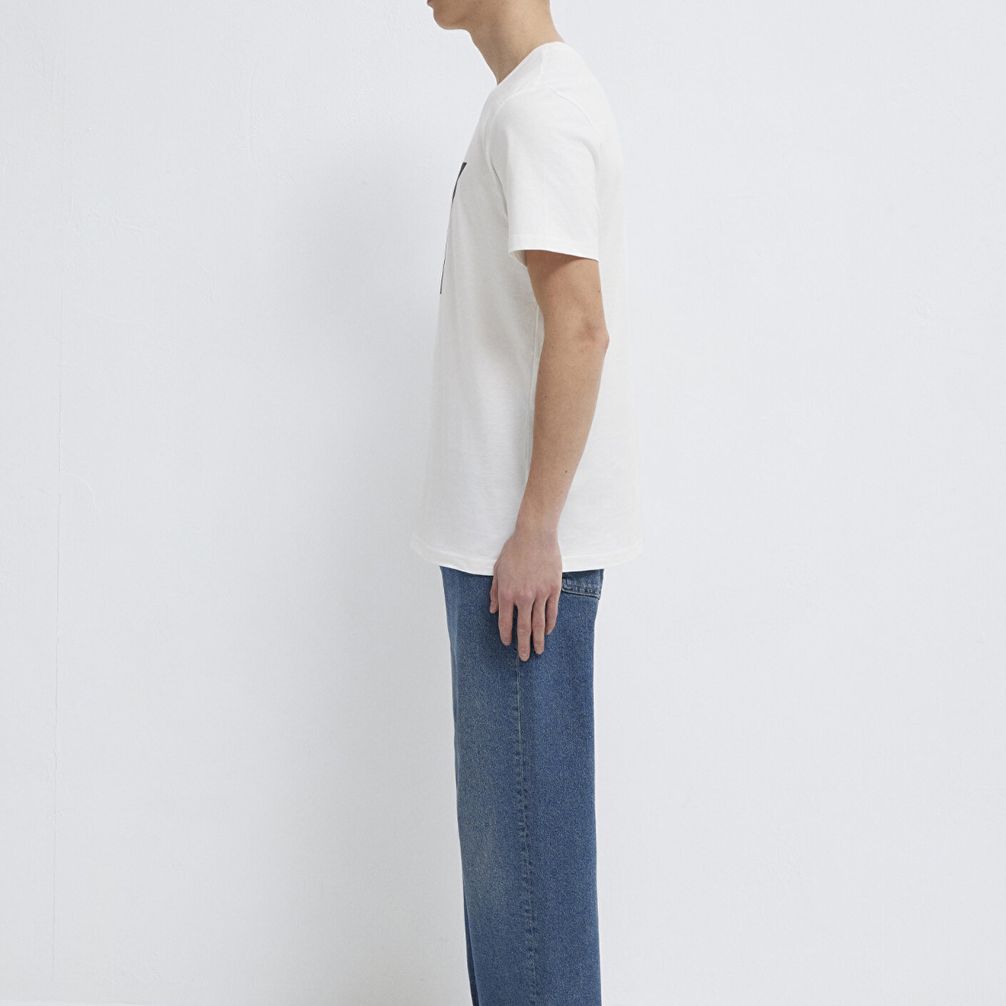 Mavi Mavi Pro Reflektör Logo Baskılı Beyaz Tişört Slim Fit / Dar Kesim 066255-30701