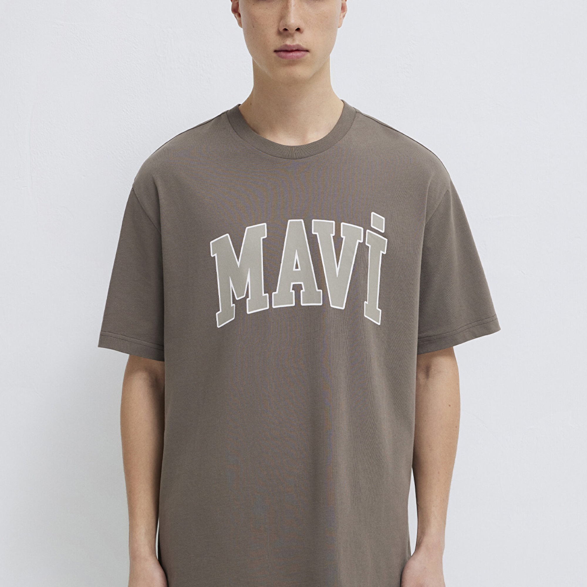 Mavi Mavi Logo Baskılı Kahverengi Tişört Loose Fit / Bol Rahat Kesim 0611711-91601