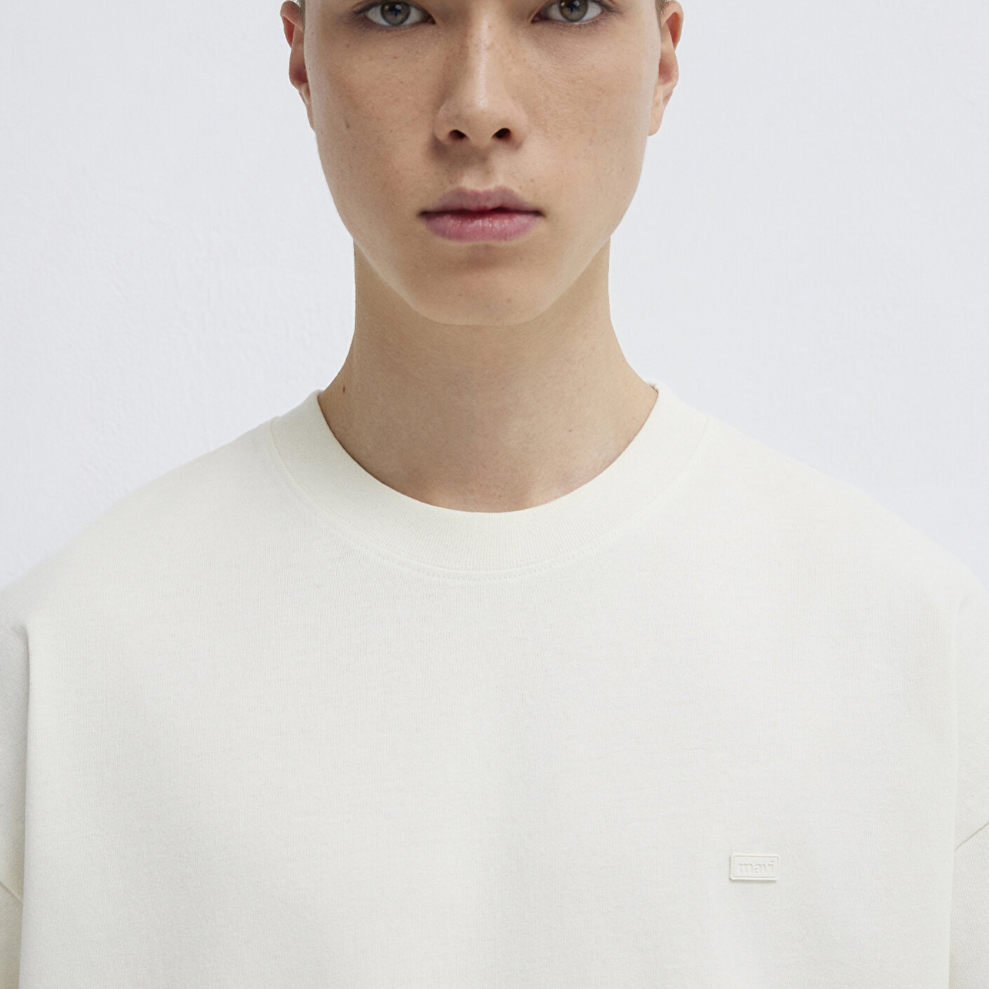 Mavi Silikon Logo Baskılı Ekru Basic Tişört Oversize / Geniş Kesim 0613188-71610