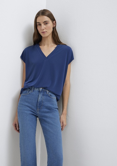  Mavi Lux Touch (TENCEL™) V Yaka Lacivert Modal Tişört Regular Fit / Normal Kesim 1612250-70491
