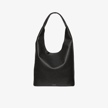  Calvin Klein Slouchy Pebble Medium Kadın Siyah Omuz Çantası