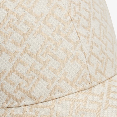  Tommy Hilfiger Monogram Kadın Bej Şapka