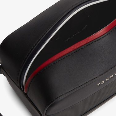  Tommy Hilfiger Foundation Erkek Siyah El Çantası