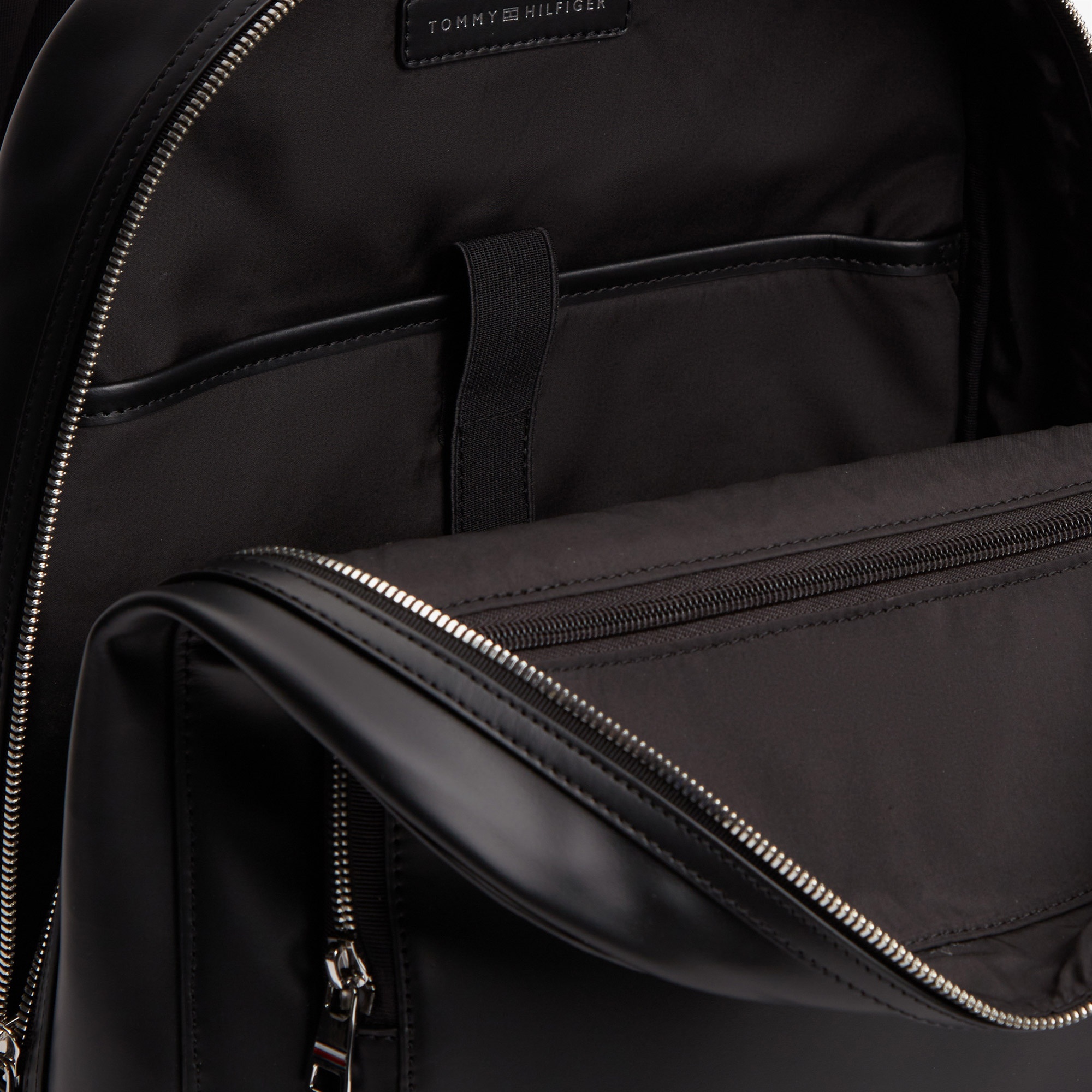 Tommy Hilfiger Business Leather Erkek Siyah Sırt Çantası