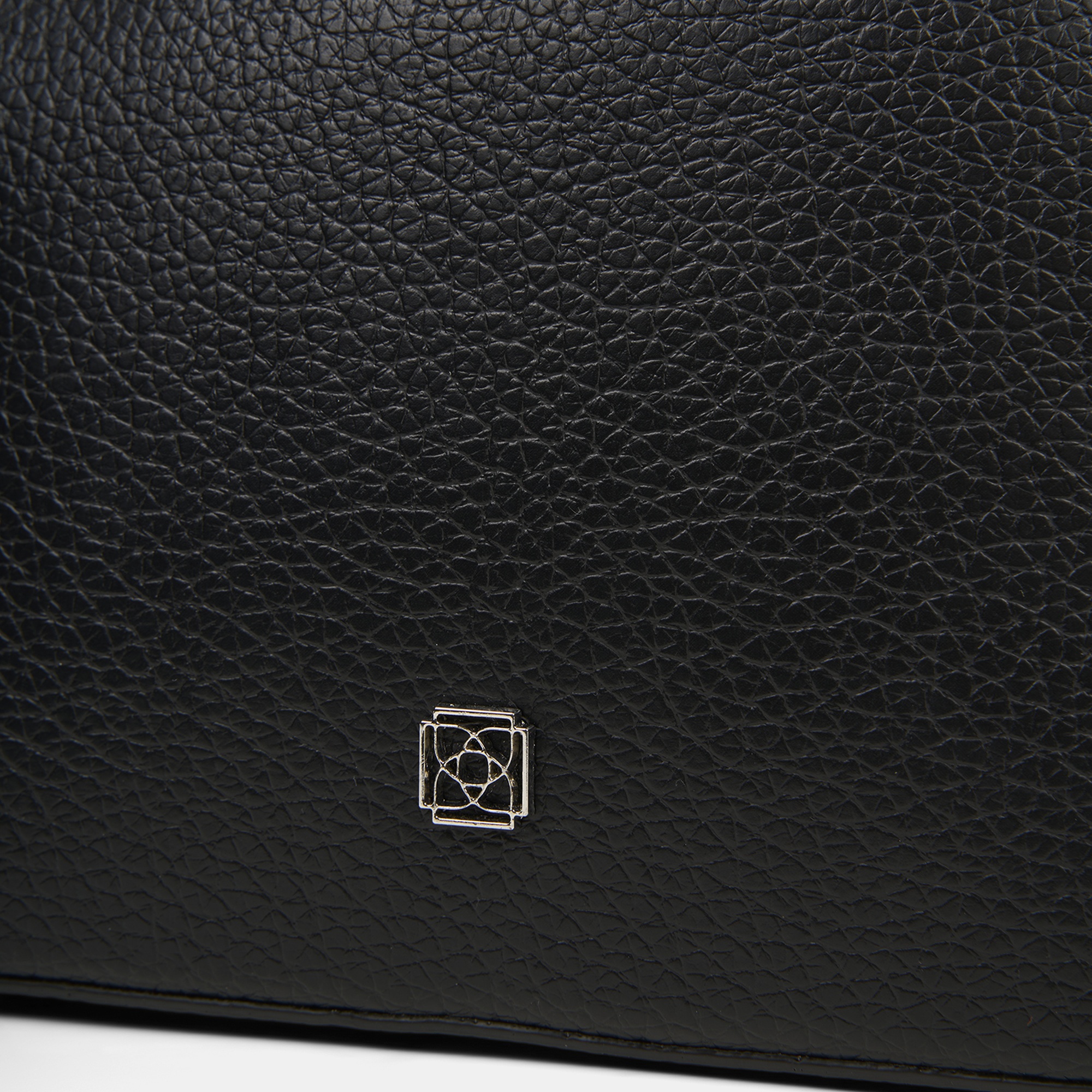 Kadın Siyah Ayarlanabilir Askılı Postacı Çantası