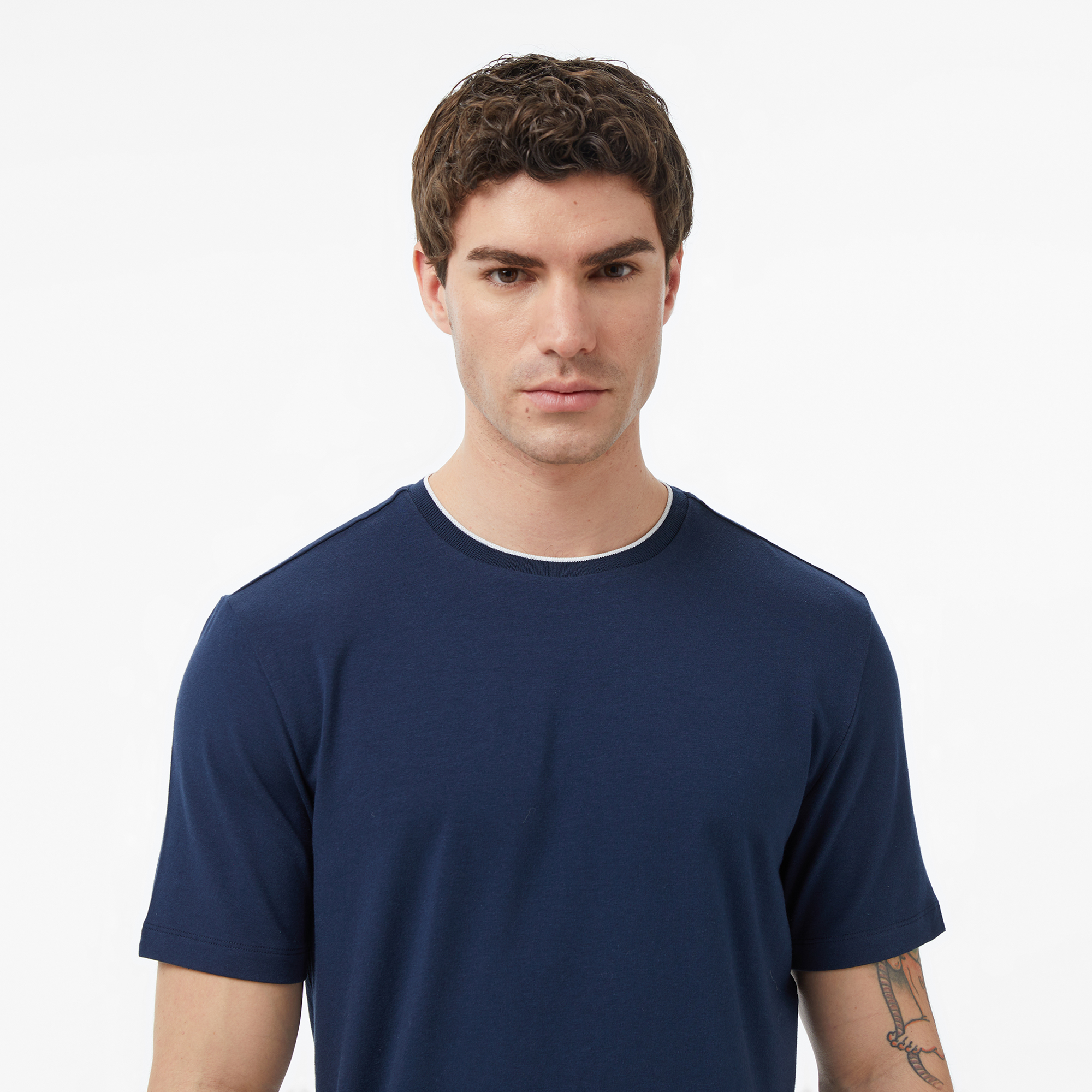  Nautica Erkek Lacivert Regular Fit T-Shirt