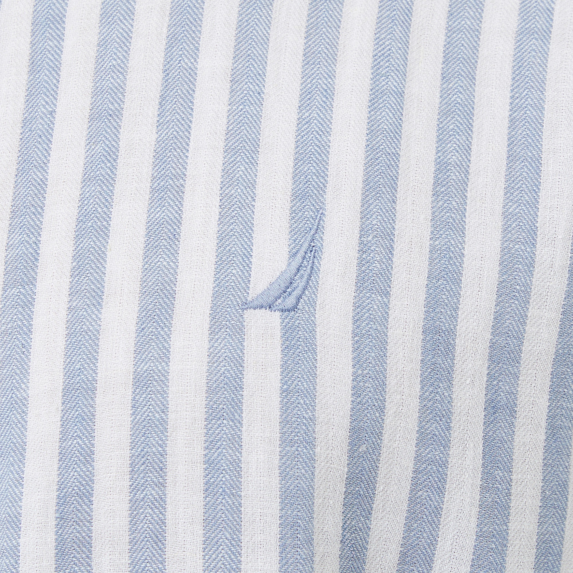 Nautica Erkek Mavi Regular Fit Kısa Kollu Çizgili Gömlek