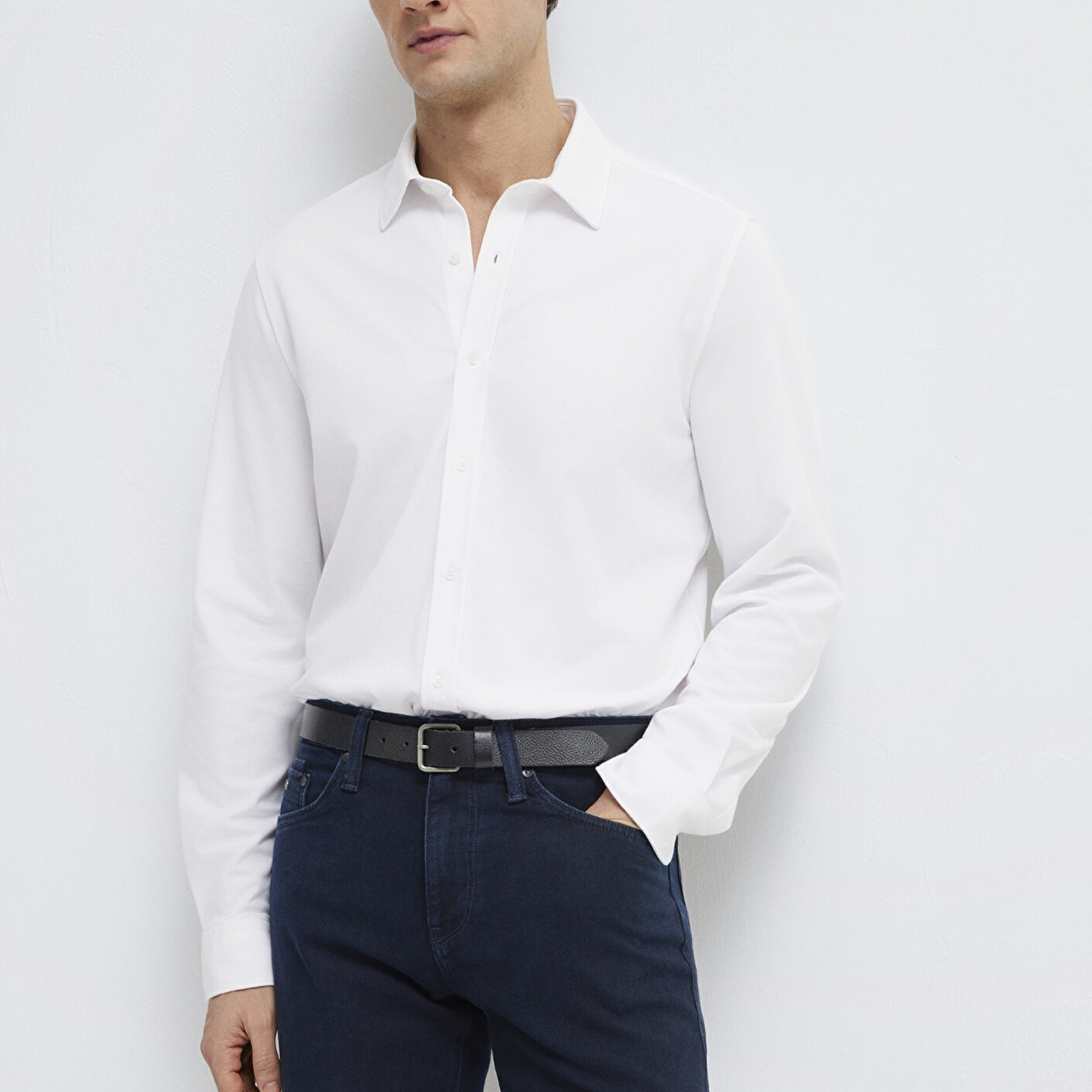 Mavi Hafif ve Esnek Beyaz Travel Gömlek Regular Fit / Normal Kesim 0212058-620