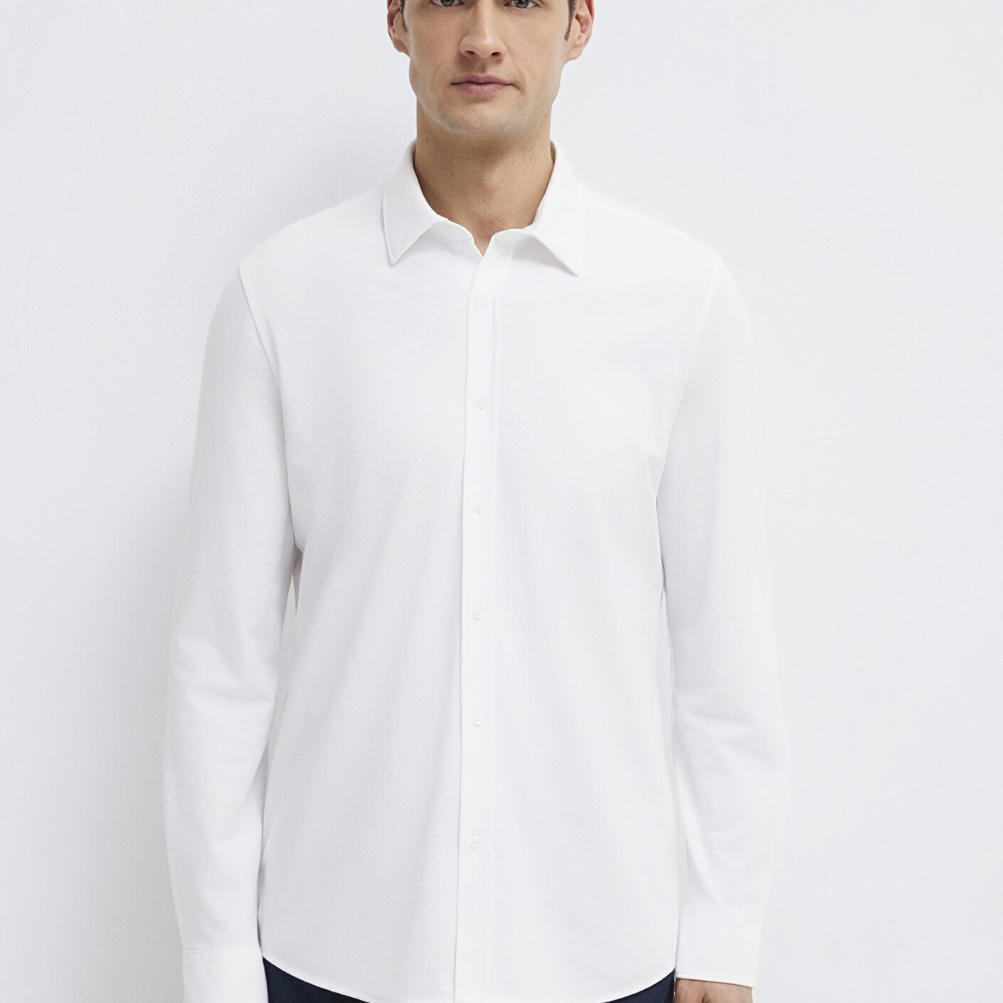 Mavi Hafif ve Esnek Beyaz Travel Gömlek Regular Fit / Normal Kesim 0212058-620