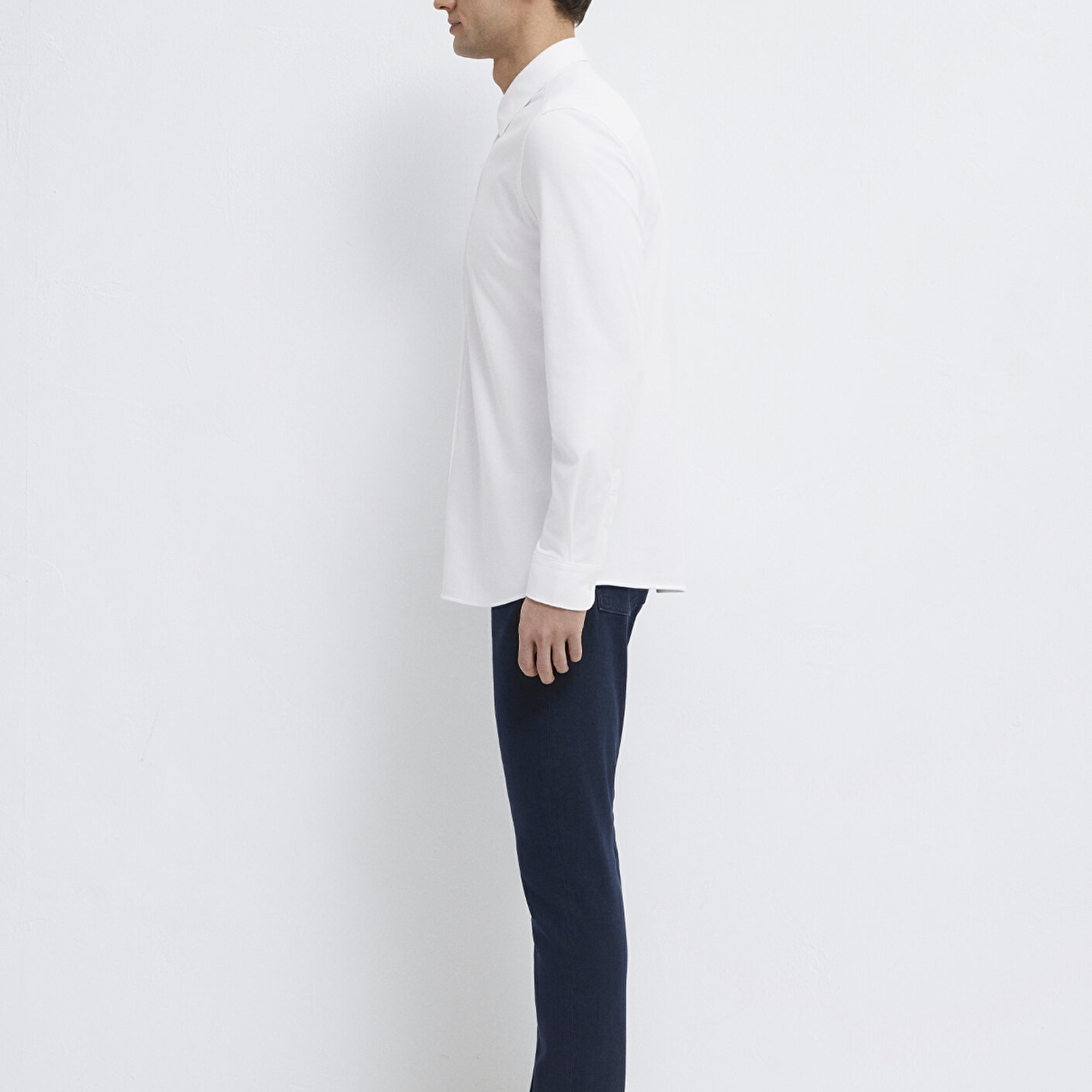 Mavi Hafif ve Esnek Beyaz Travel Gömlek Regular Fit / Normal Kesim 0212058-620