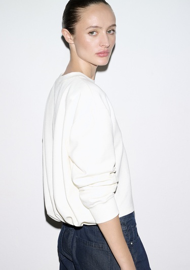  Mavi Bisiklet Yaka Ekru Sweatshirt 1S10508-70051