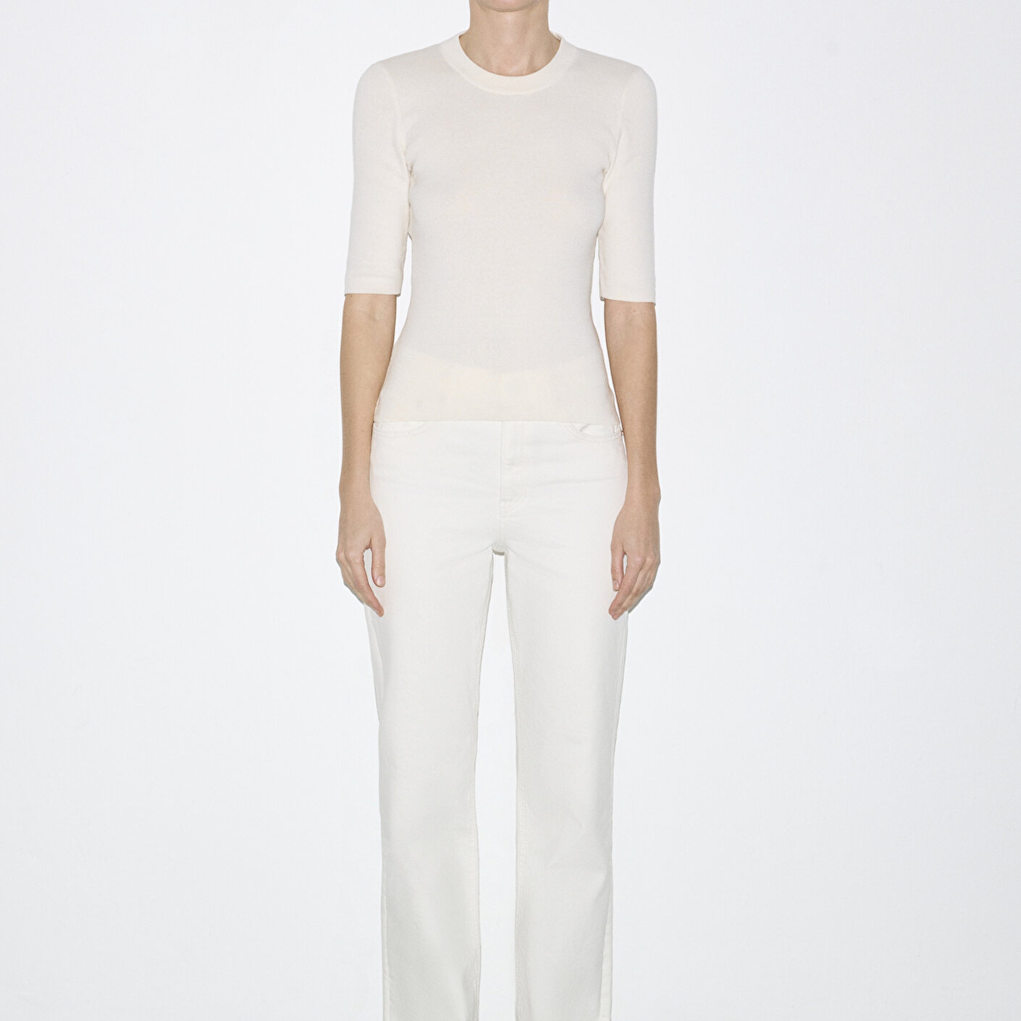 Mavi Sırt Detaylı Ekru Kazak Fitted / Vücuda Oturan Kesim 1710862-70051