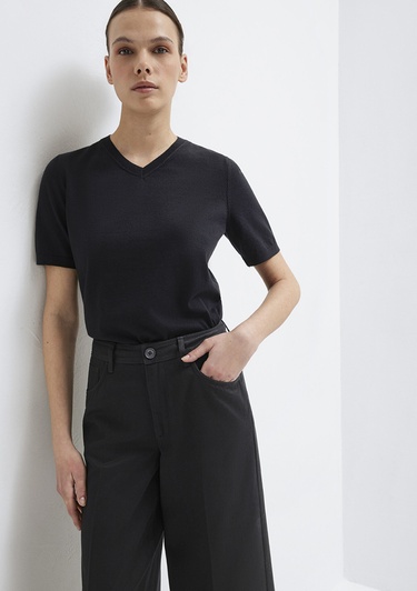  Mavi V-Yaka Siyah Kazak Regular Fit / Normal Kesim 1710868-900