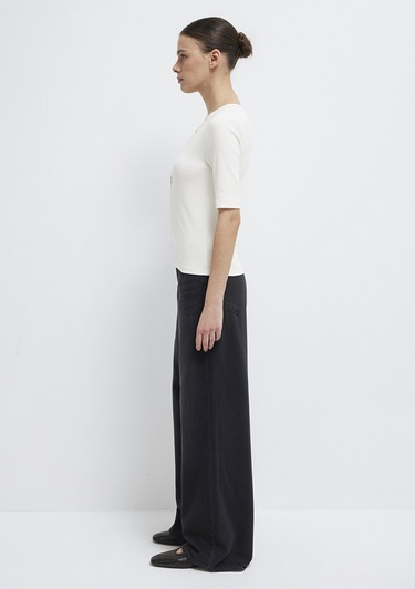  Mavi Düğme Detaylı Ekru Tişört Fitted / Vücuda Oturan Kesim 1613852-70051