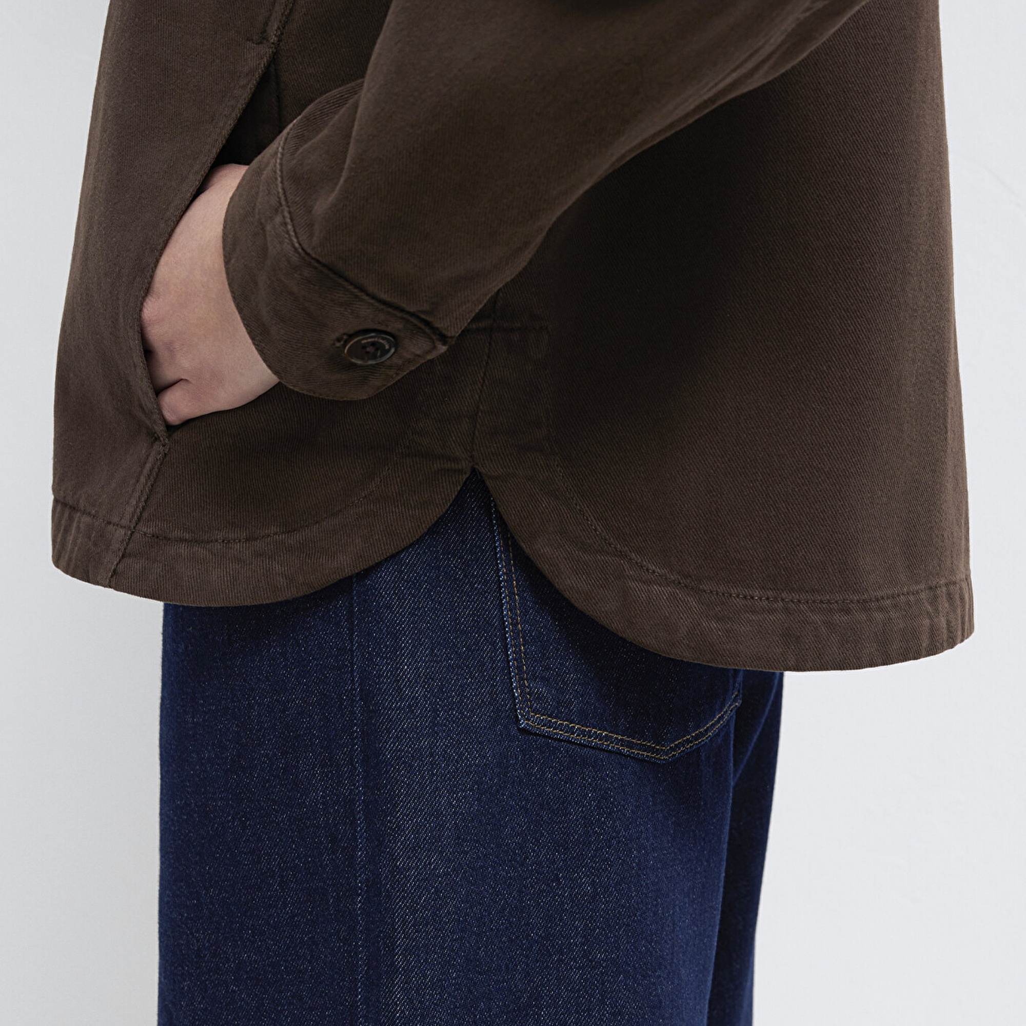 Mavi Cep Detaylı Kahverengi Gömlek  1211424-71603