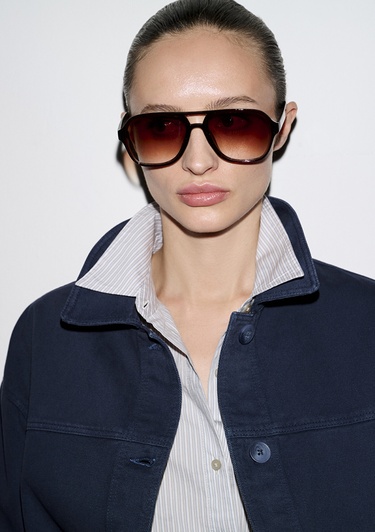  Mavi Cep Detaylı Lacivert Gömlek  1211424-70487