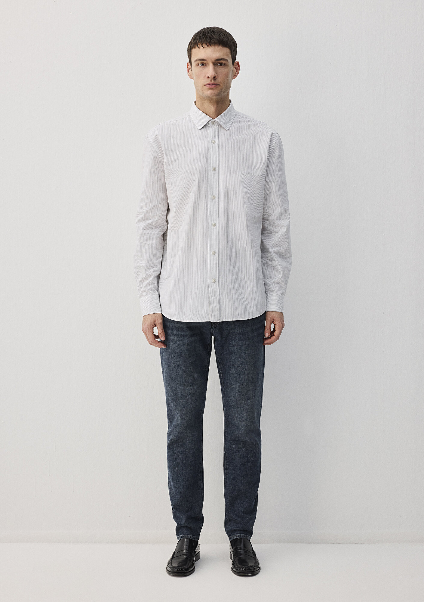 Mavi Çizgili Beyaz Gömlek Regular Fit / Normal Kesim 0211368-70497