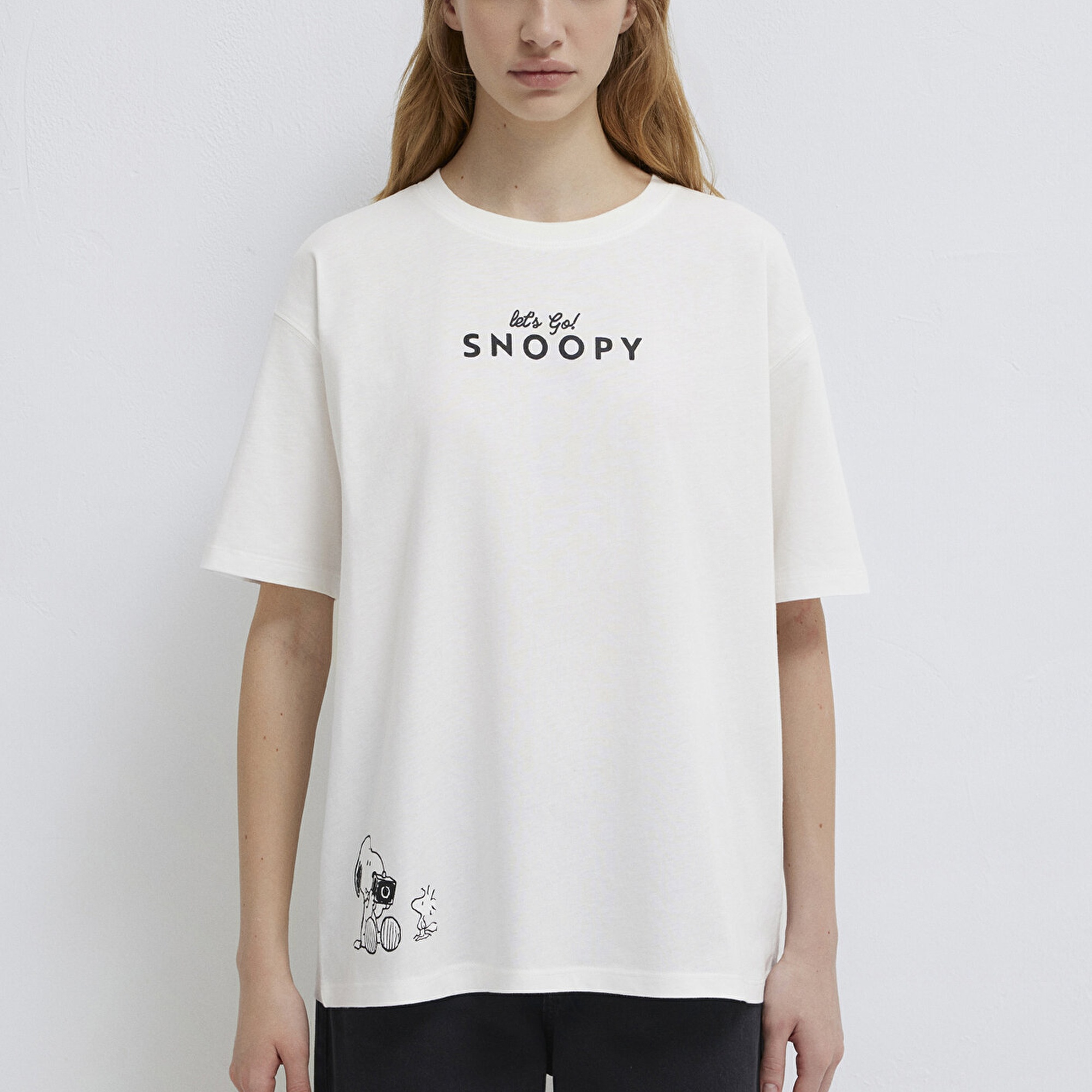 Mavi Snoopy Baskılı Ekru Tişört Loose Fit / Bol Rahat Kesim 1614055-70057