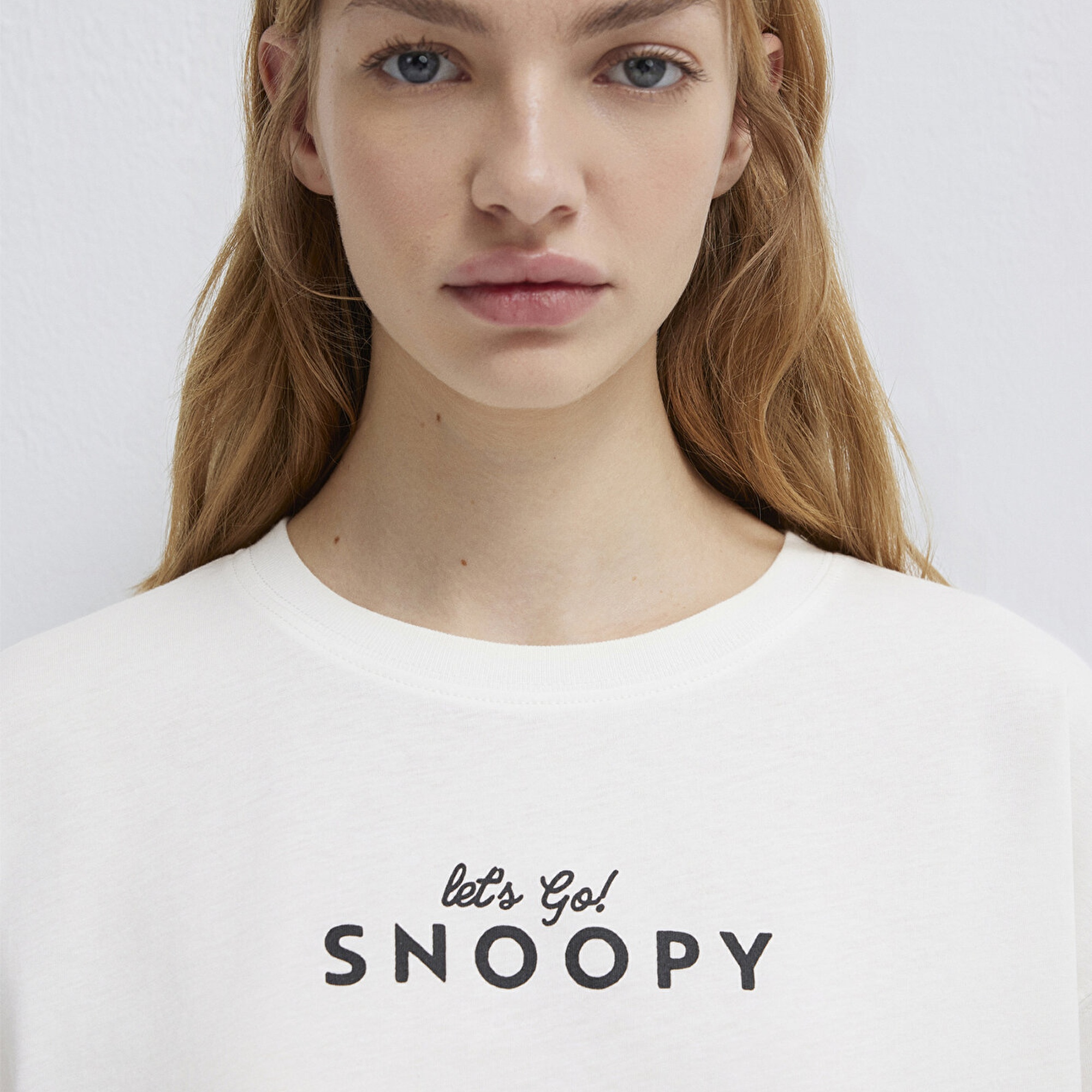 Mavi Snoopy Baskılı Ekru Tişört Loose Fit / Bol Rahat Kesim 1614055-70057