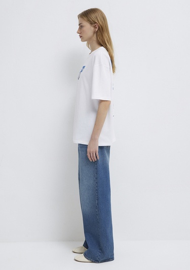  Mavi Şirinler Baskılı Beyaz Tişört Loose Fit / Bol Rahat Kesim 1614042-620